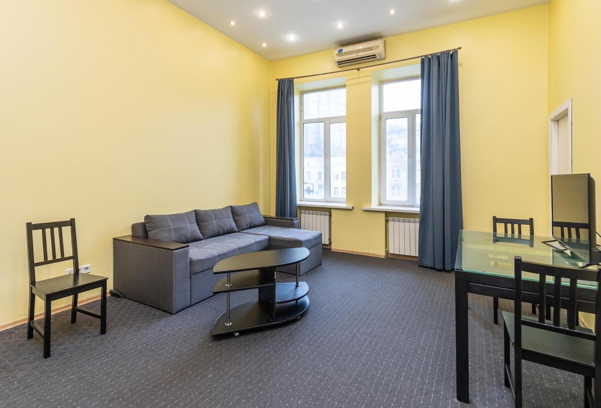 Kievacccommodation Near Gulliver 24H Self Check-In Dış mekan fotoğraf