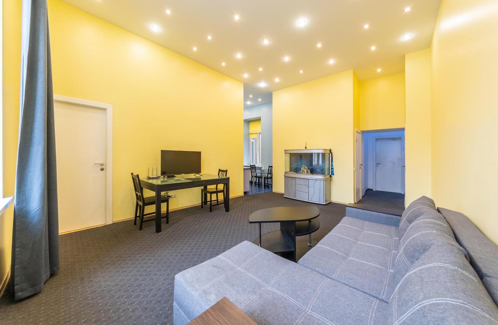 Kievacccommodation Near Gulliver 24H Self Check-In Dış mekan fotoğraf