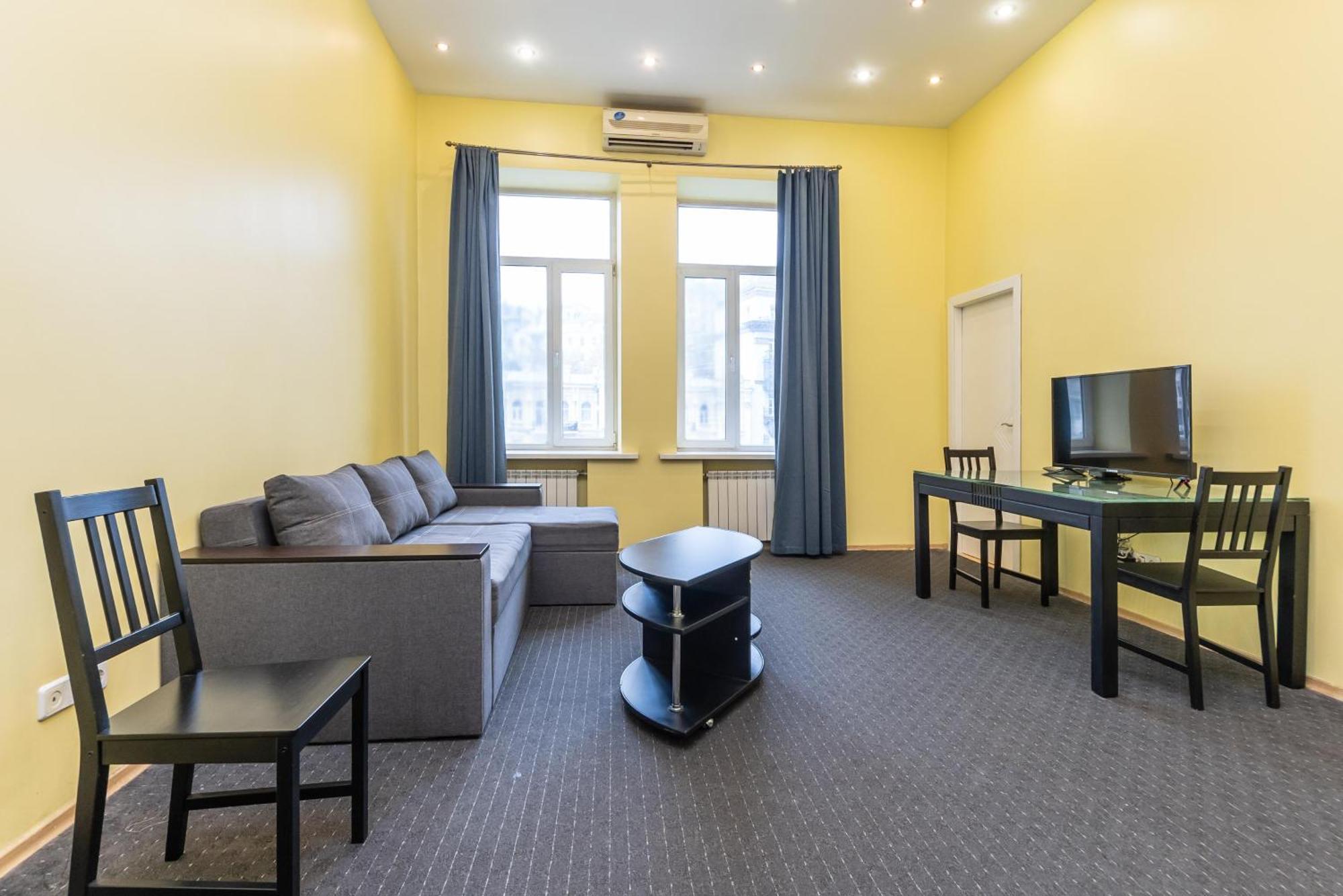 Kievacccommodation Near Gulliver 24H Self Check-In Dış mekan fotoğraf